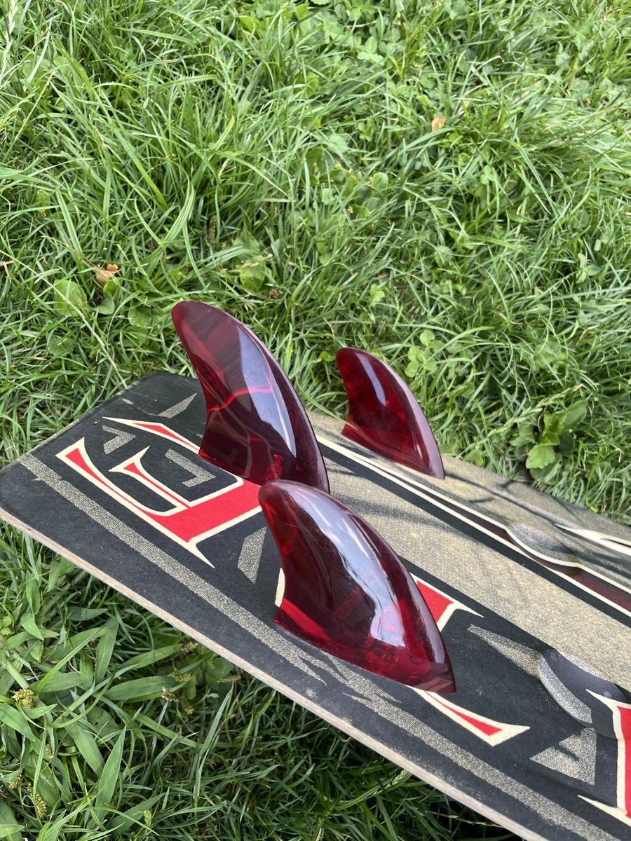 Hyperlite Surfboards & Schwimmbrette: Wakeboard Hyperlite mit Bindung guter Zustand – Gebraucht aus Tuggen von wir_pds8 1