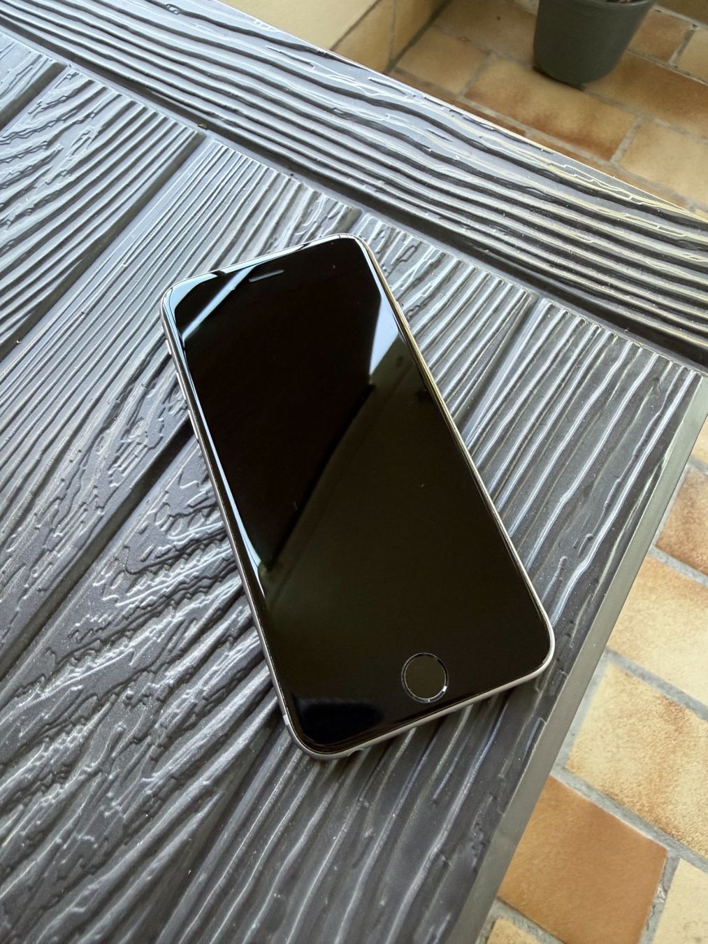 Apple Portables: iPhone 6S – D'occasion à Ettingen par PunBoo781 2