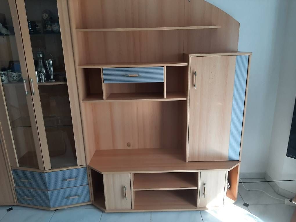 Scaffali: Wohnzimmer-Wohnwand – Usato da Zollikofen venduto da las_28y2 1
