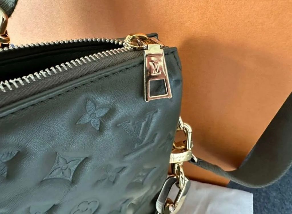 Louis Vuitton Borse da donna: Louis Vuitton Coussin, khaki – Nuovo (secondo la descrizione) da Triesen venduto da atos87 4