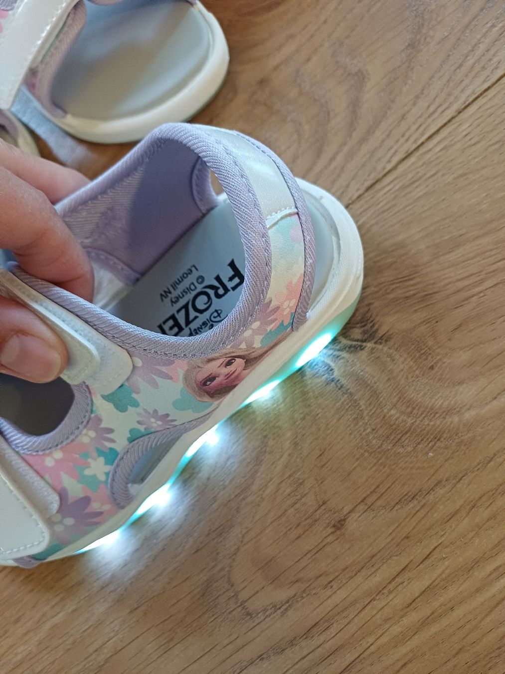 Scarpe per ragazze: 3 Elsa Sandale 28/29/30 – Usato da La Punt Chamues-ch venduto da Aniram87 2