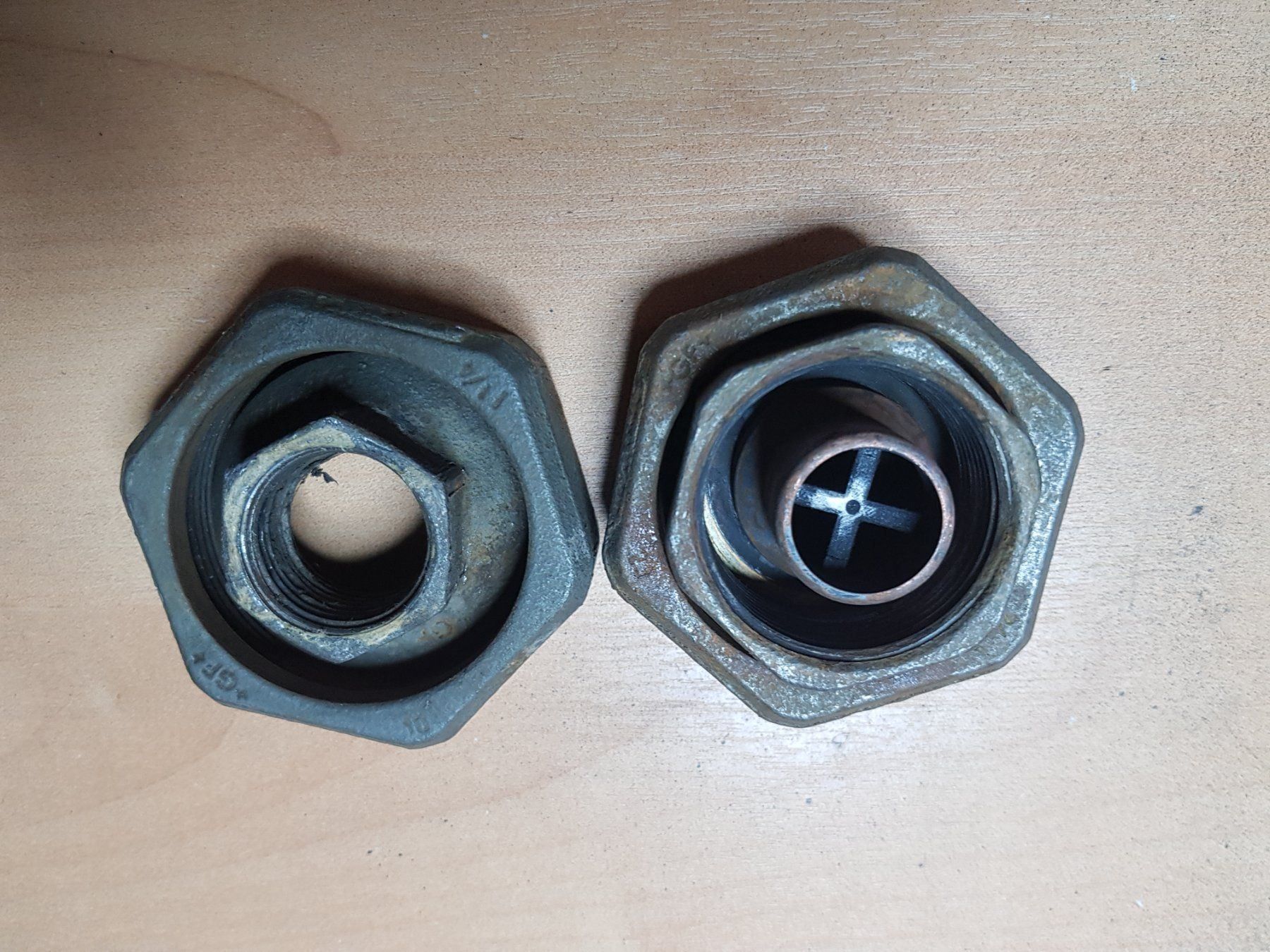 Riscaldamento: Vis de rappel 2 x 3/4   2 x 1 1/4 – Usato da Bionnens venduto da Meg011 1