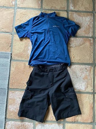 Herren Trikot MTB und kurze MTB Shorts