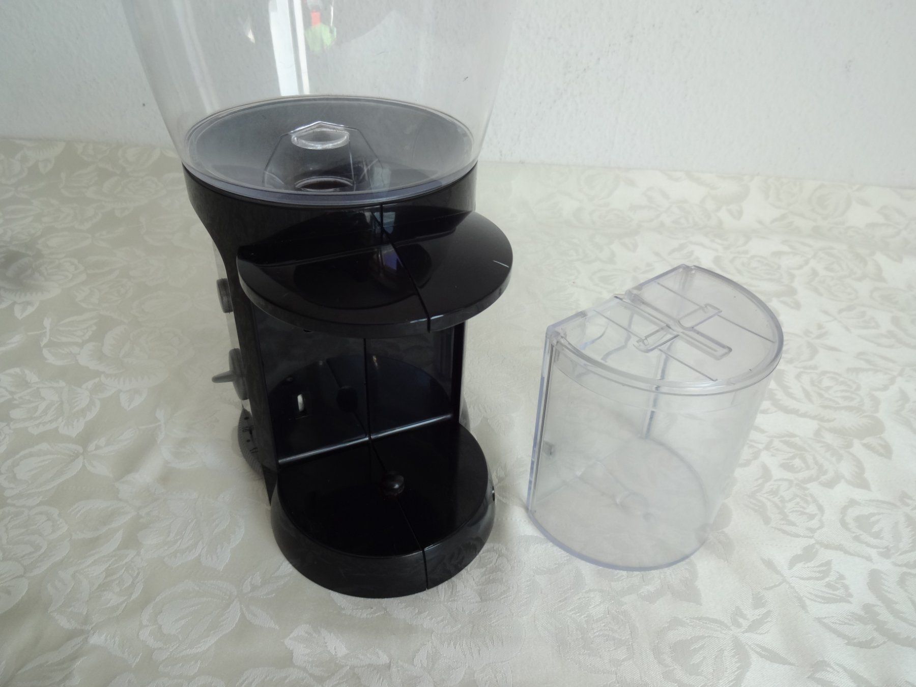 Fust Appareils de cuisine: Tchibo Kaffeemühle – D'occasion à Frauenfeld par rey06 3