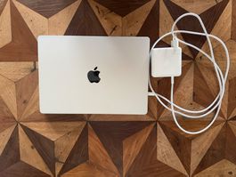 14" MacBook Pro M1 Pro (10-Core/16-Core GPU) – Silber, 16GB