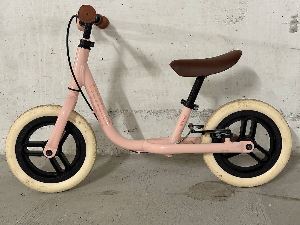 Véhicules pour enfants: BTwin Laufrad – D'occasion à Duggingen par adelbert 1