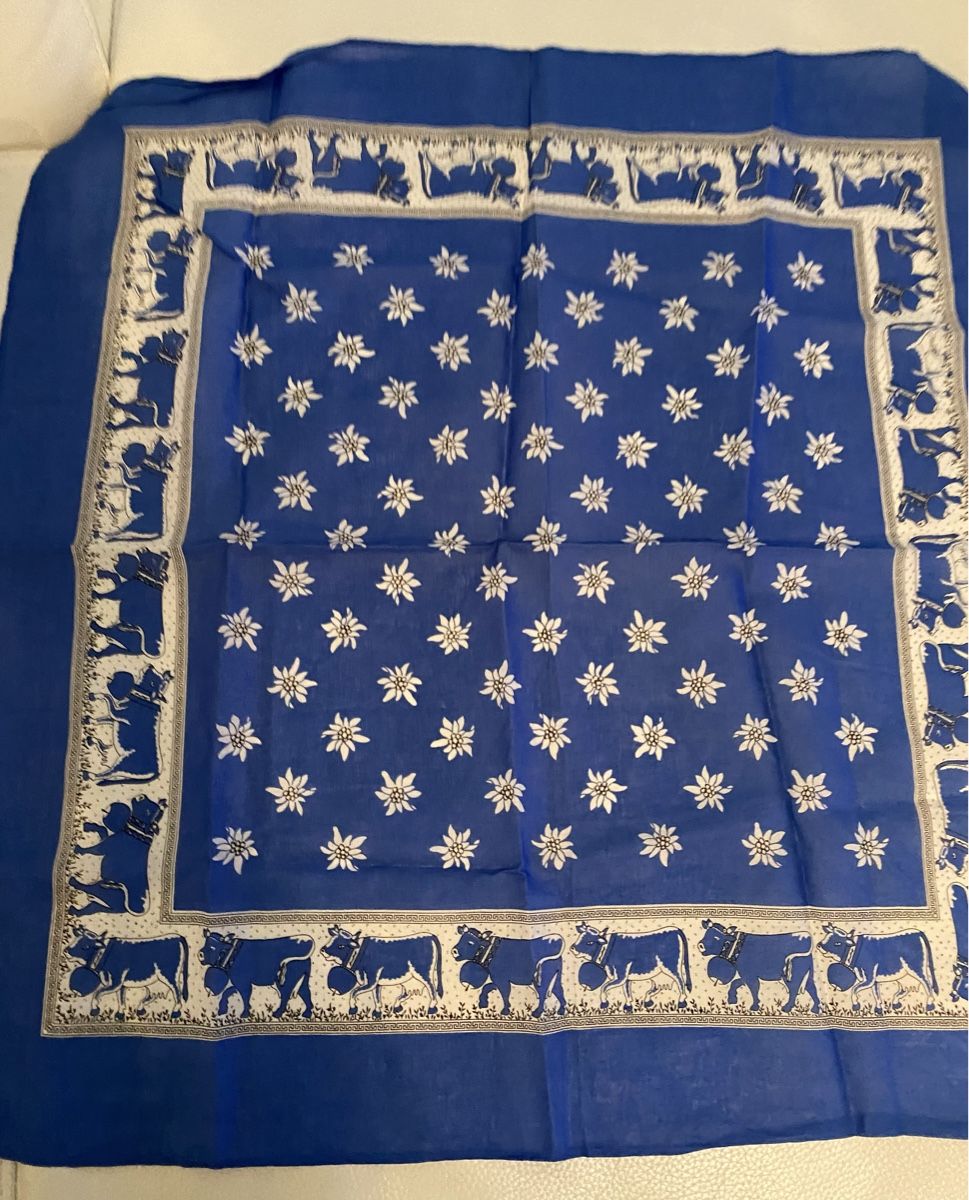 Foulards, Tücher & Schals: Foulard aus baumwolle 🌸 – Gebraucht aus Opfikon von Luis144 1