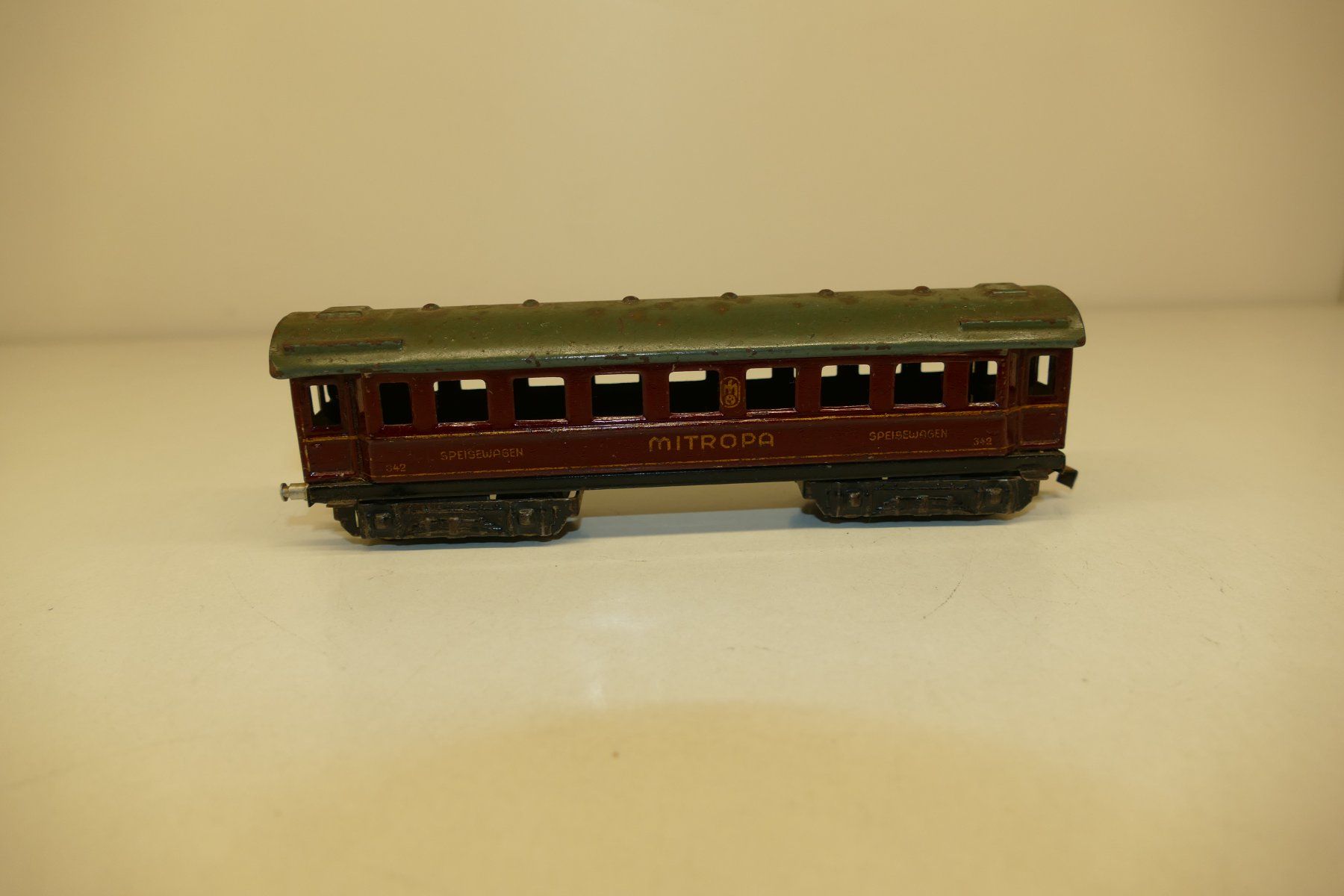 Märklin Trains électriques: Märklin H0: Mitropa Speisewagen – Défectueux à Niederhasli par rail-duerst 2
