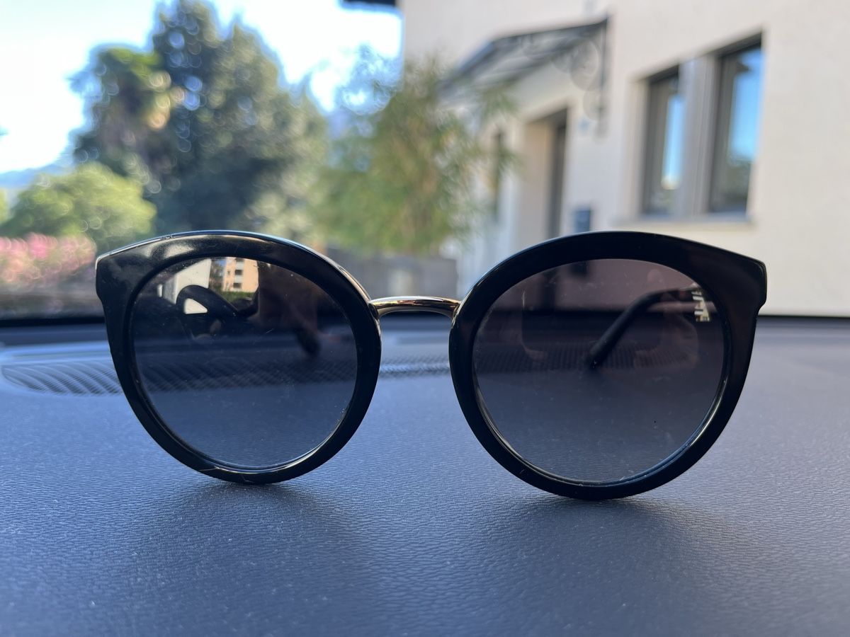 Dolce & Gabbana Brillen & Gläser: Dolce e Gabbana Sonnenbrille – Gebraucht aus Ascona von Buisy81 2