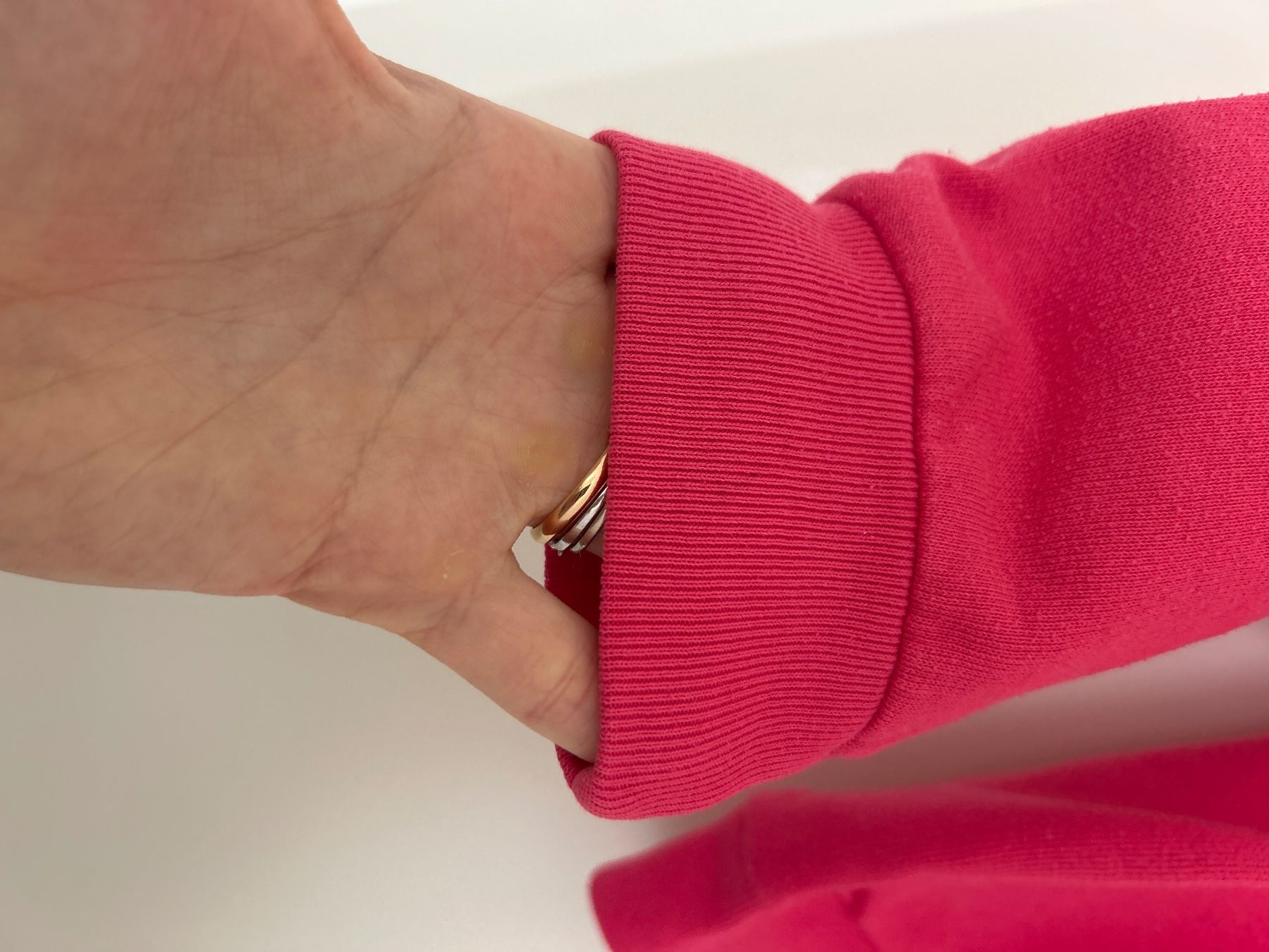 Pulls & Sweat-shirts: Pullover rose UNISEX - taille 10/12 ans – D'occasion à Savigny par Althea0202 1