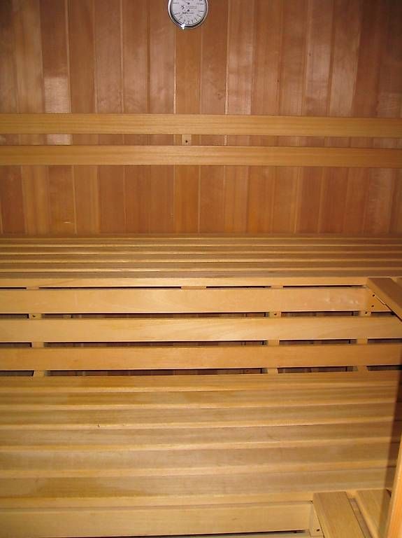 Sauna & Accessori: Klafs Einbau Sauna mit Ofen – Usato da Walchwil venduto da marcokunz 1