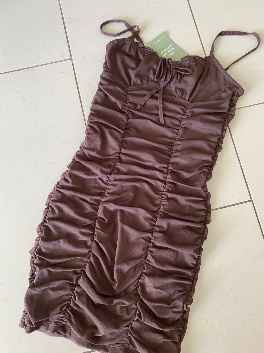 H&M Kleider: H&M Kleid braun Gr. XS NEU – Gebraucht aus Ellikon an der Thur von Bali1999