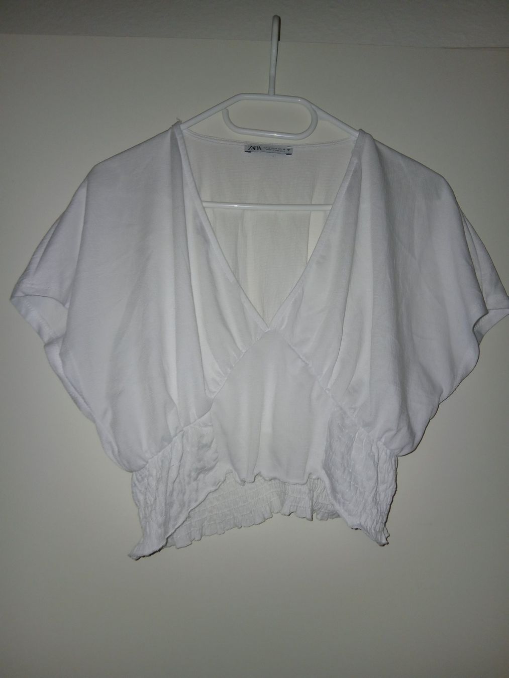 Zara Camicette: Weisse Bluse / Crop Top – Usato da Bettingen venduto da z_nina11 1