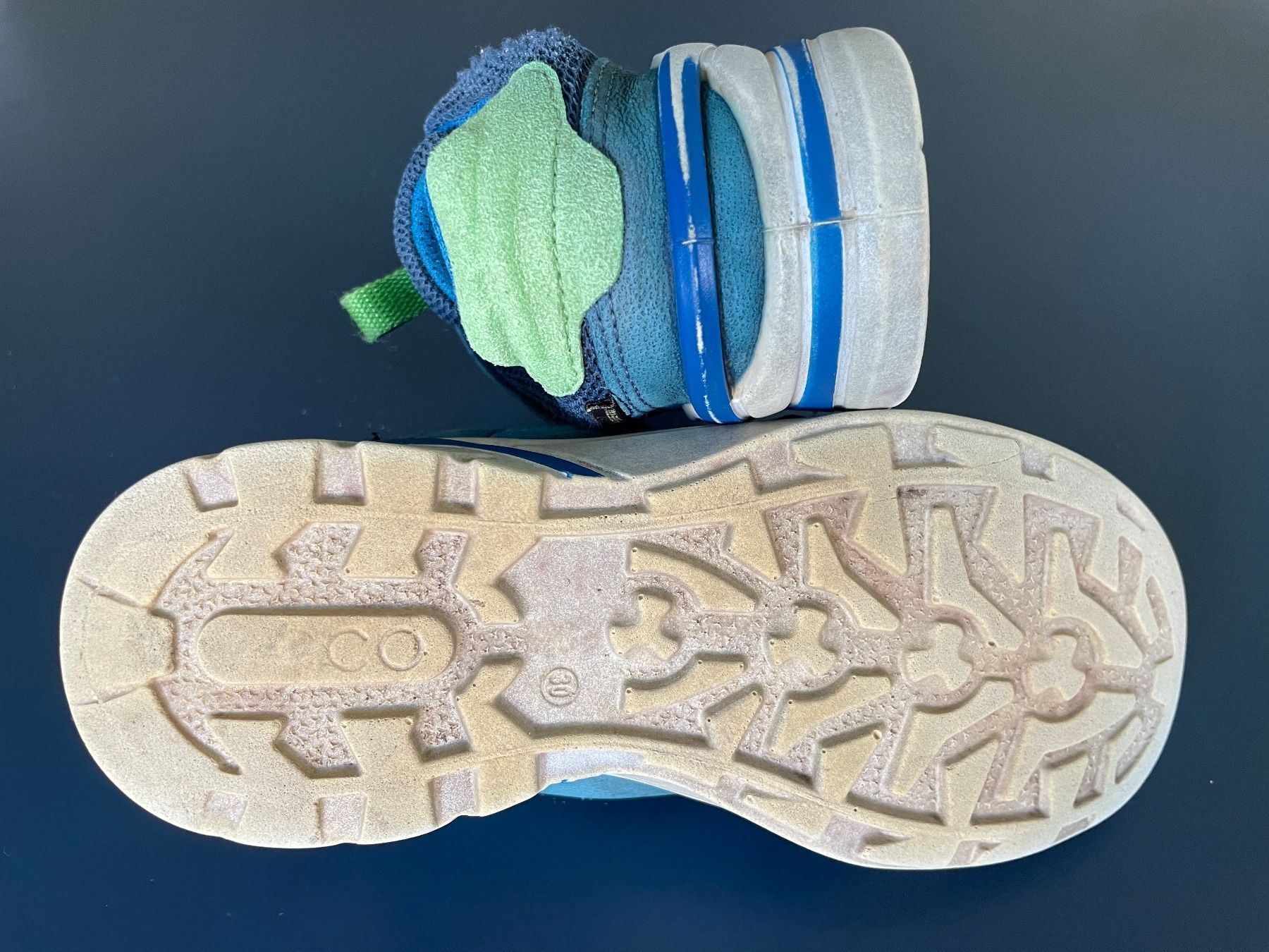 Ecco Scarpe per ragazzi: Grösse 30 Goretex Ecco Biom Halbschuhe Kinder blau – Usato da Winterthur venduto da calbecht 1