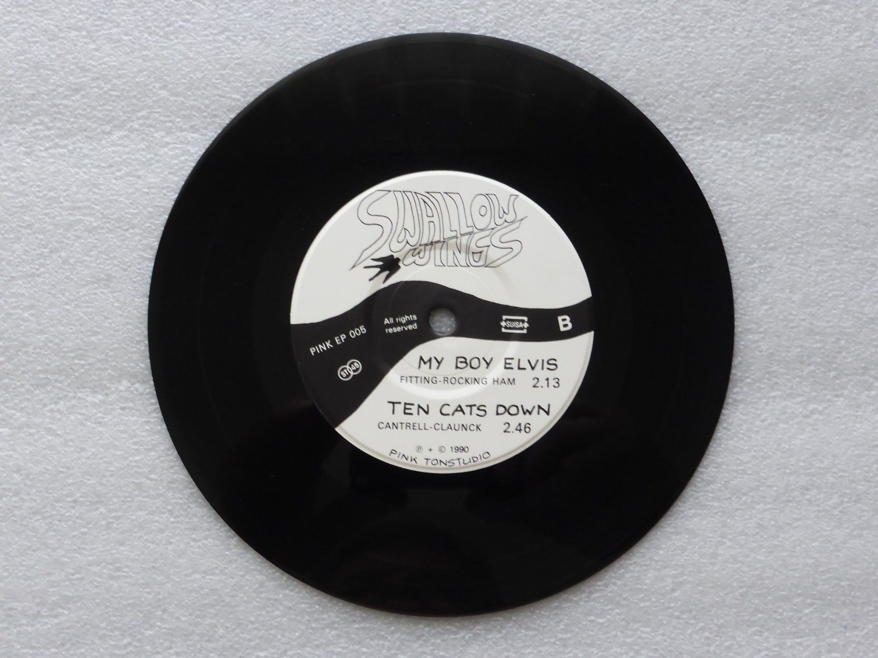 Dischi in vinile: Vinyl Single   EP  SWALLOW WINGS – Usato da Küssnacht am Rigi venduto da Mondkinder 2