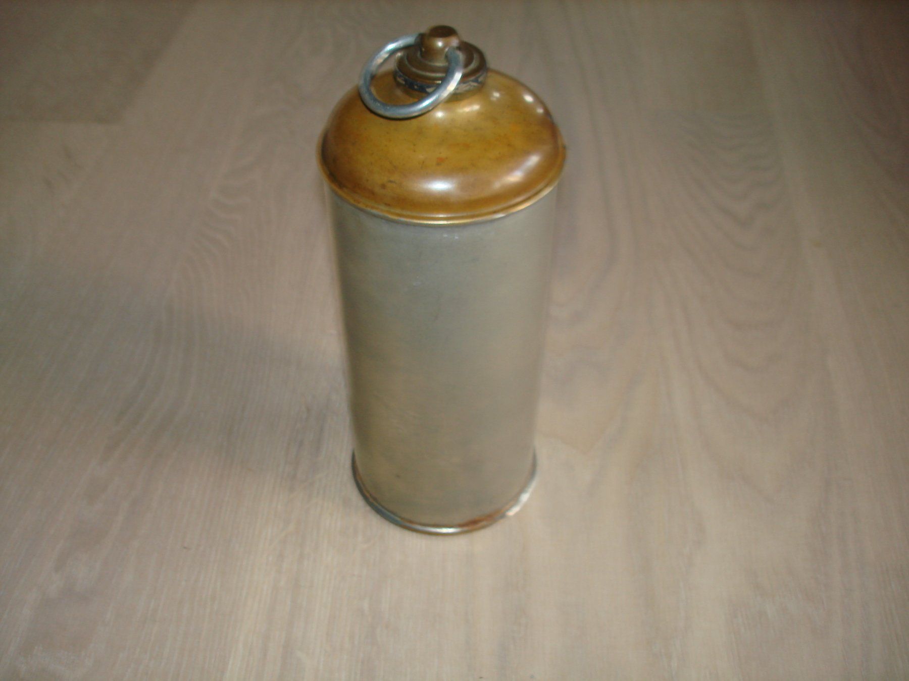 Sonstige antike Technik & Geräte: Bettflasche mit Messingdeckel und Ring gebraucht – Gebraucht aus Gossau ZH von Crfurrer