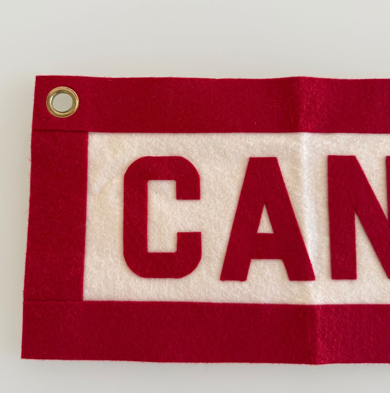 Bandiere: Fanion en feutre Canada – Usato da Denges venduto da peumens 2