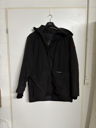 Canada Goose Jacke schwarz Grösse M beschädigt