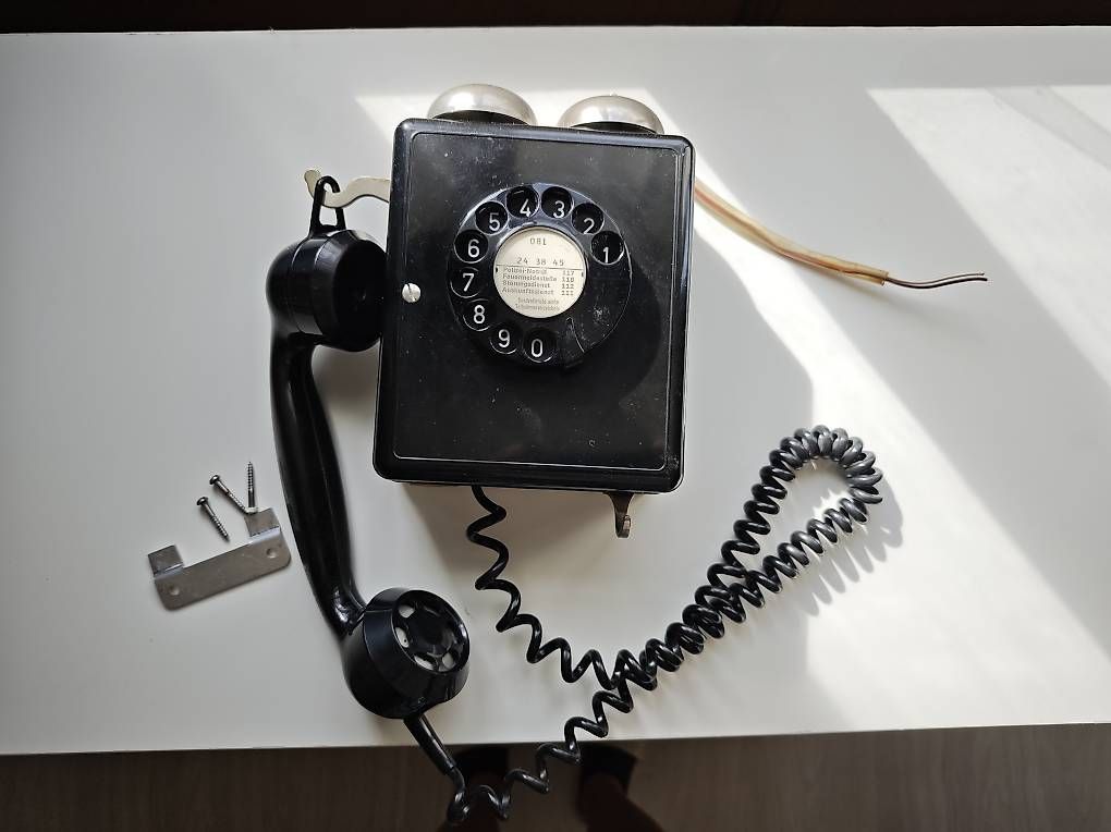 Telefoni: Wandtelefon antik – Usato da Chur venduto da cap_cj27