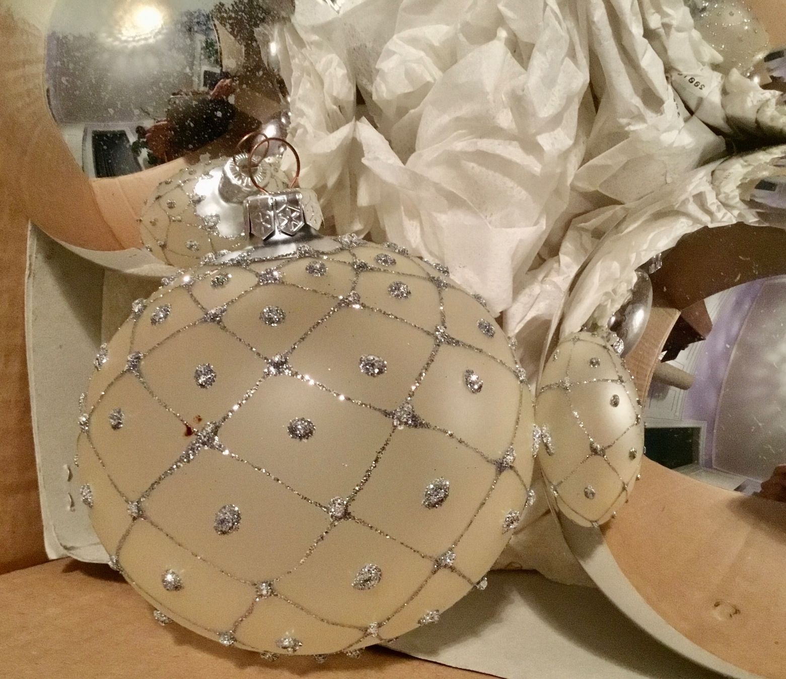 Tutte le decorazioni: Christbaumschmuck und Ständer – Usato da Schlieren venduto da Jeajet 2