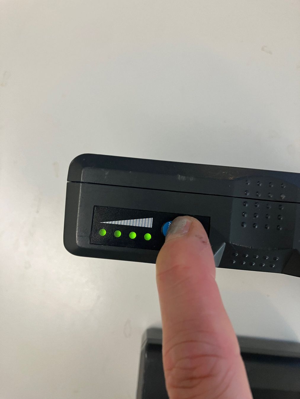 Batterie: Beillen V-Mount 2x Akkus + Ladegerät – Usato da Zürich venduto da EllaHa 3