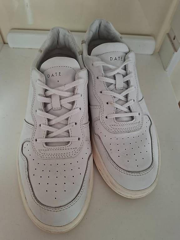 Scarpe da donna: DATE Sneaker echtleder weiss Gr.40 – Usato da Flurlingen venduto da Atea8
