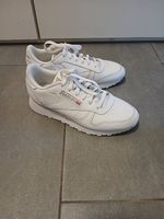 Reebok Sneakers