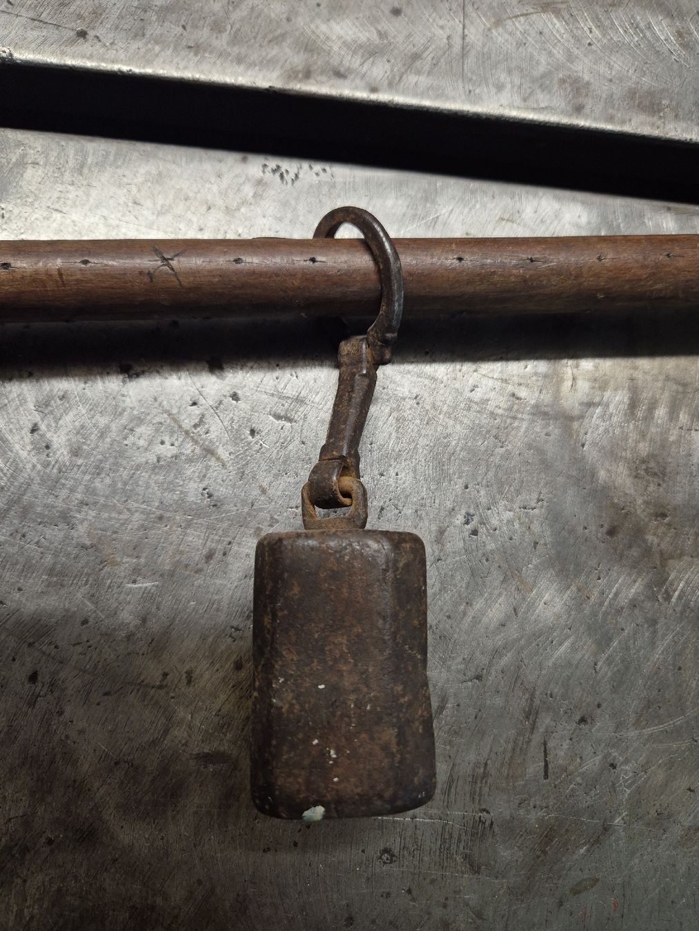 Bilance e pesi: Balance ancienne – Usato da Le Locle venduto da CHEGUA 1