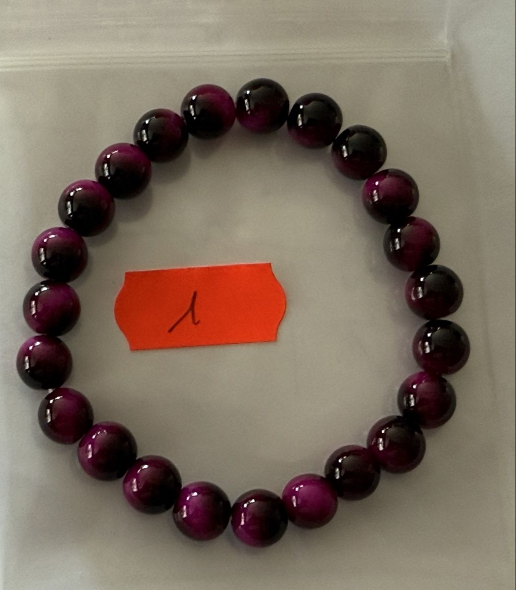 Armbänder & -reifen: 1 Stück Lila Tigerauge Armband, elastisch. – Gebraucht aus Rheinfelden von Gazzi