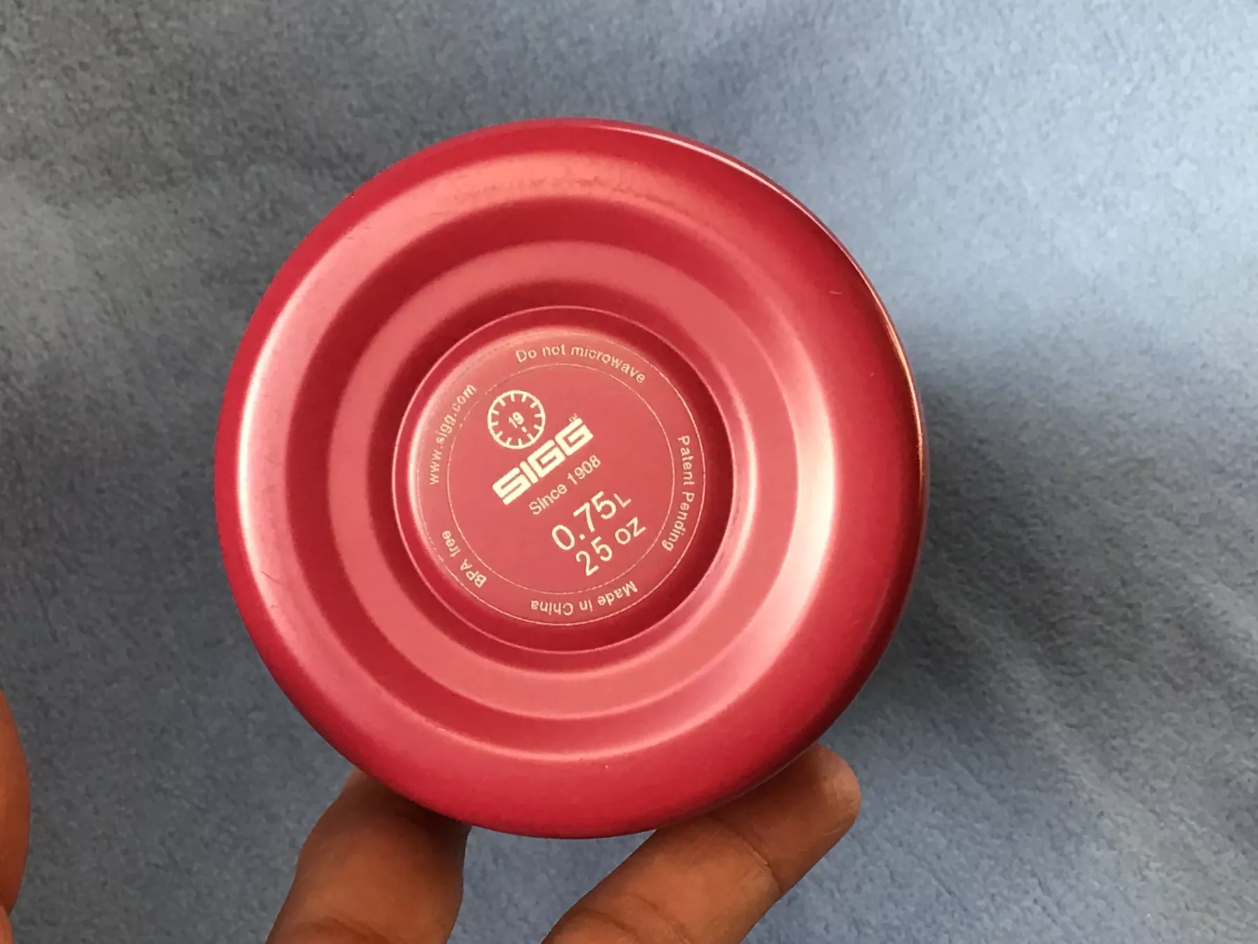 Sigg Trinkflaschen & Thermosflaschen: Trinkflasche SIGG Explorer 0.75 L – Gebraucht aus Rotkreuz von GerberaSpider08 1