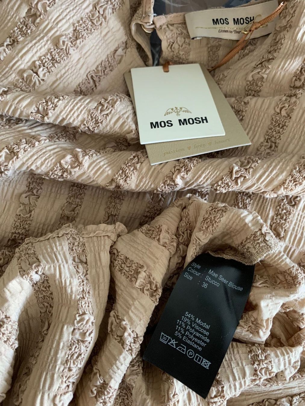 Mos mosh Camicette: Neue beige Mos Mosh Bluse Gr. 36 – Nuovo e nell'imballaggio originale da Kreuzlingen venduto da shopaholicatheart_3 4