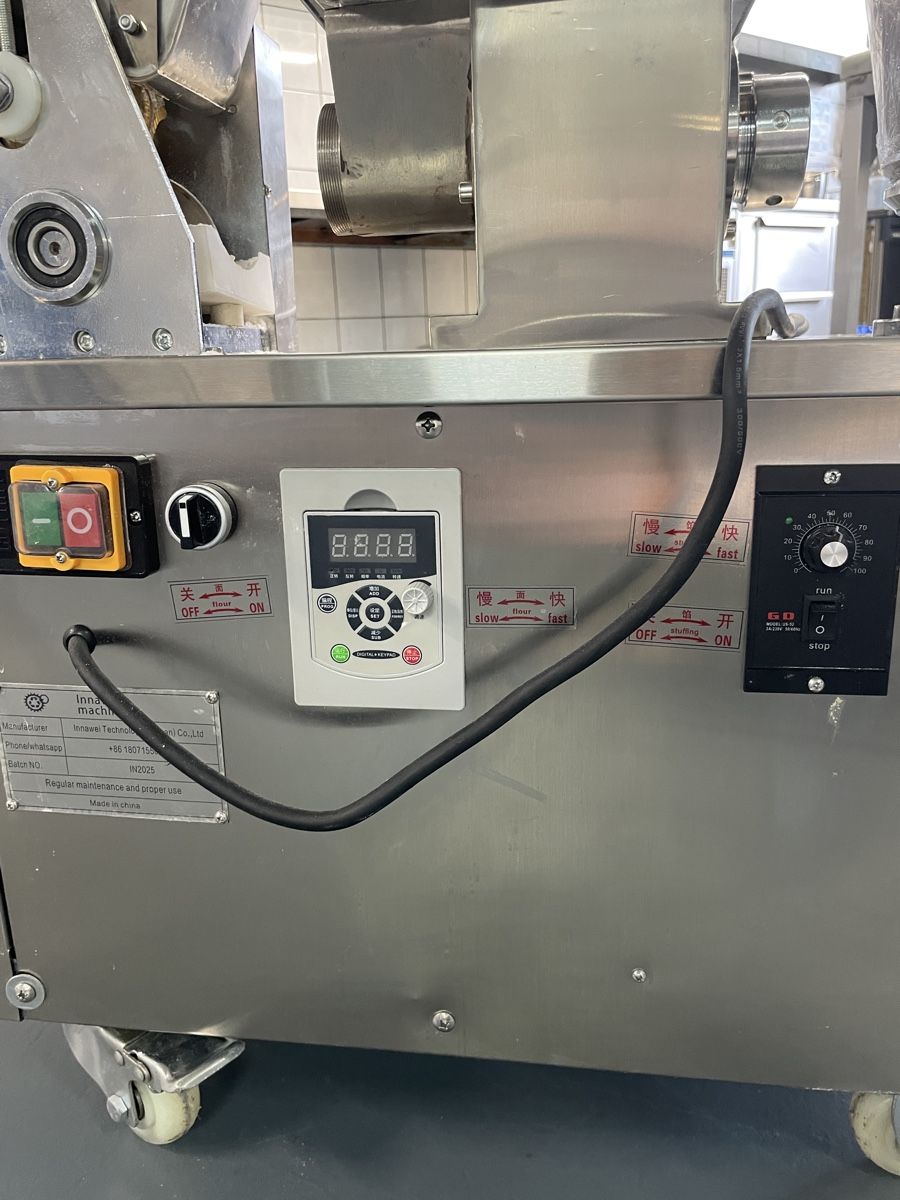 Elettrodomestici da cucina: Teigtaschenmaschine – Nuovo (secondo la descrizione) da Schlieren venduto da pec_hf8n 3