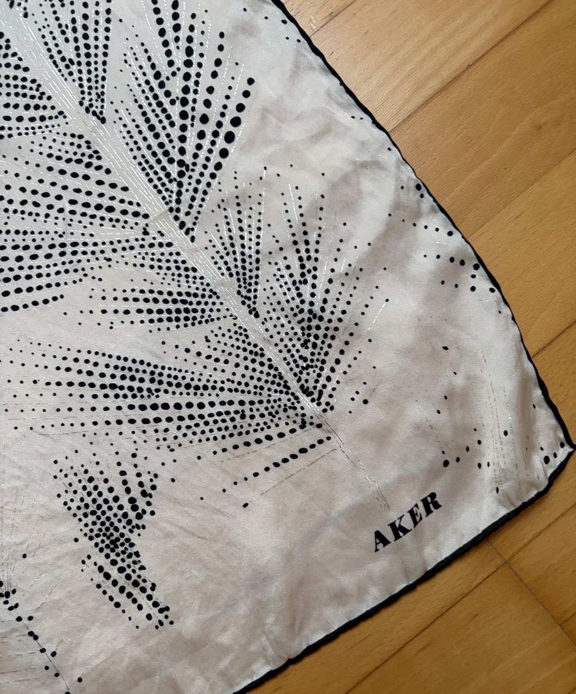 Foulard & Sciarpe: Akar Seide Foulard – Usato da Unterägeri venduto da Jutka_04 3