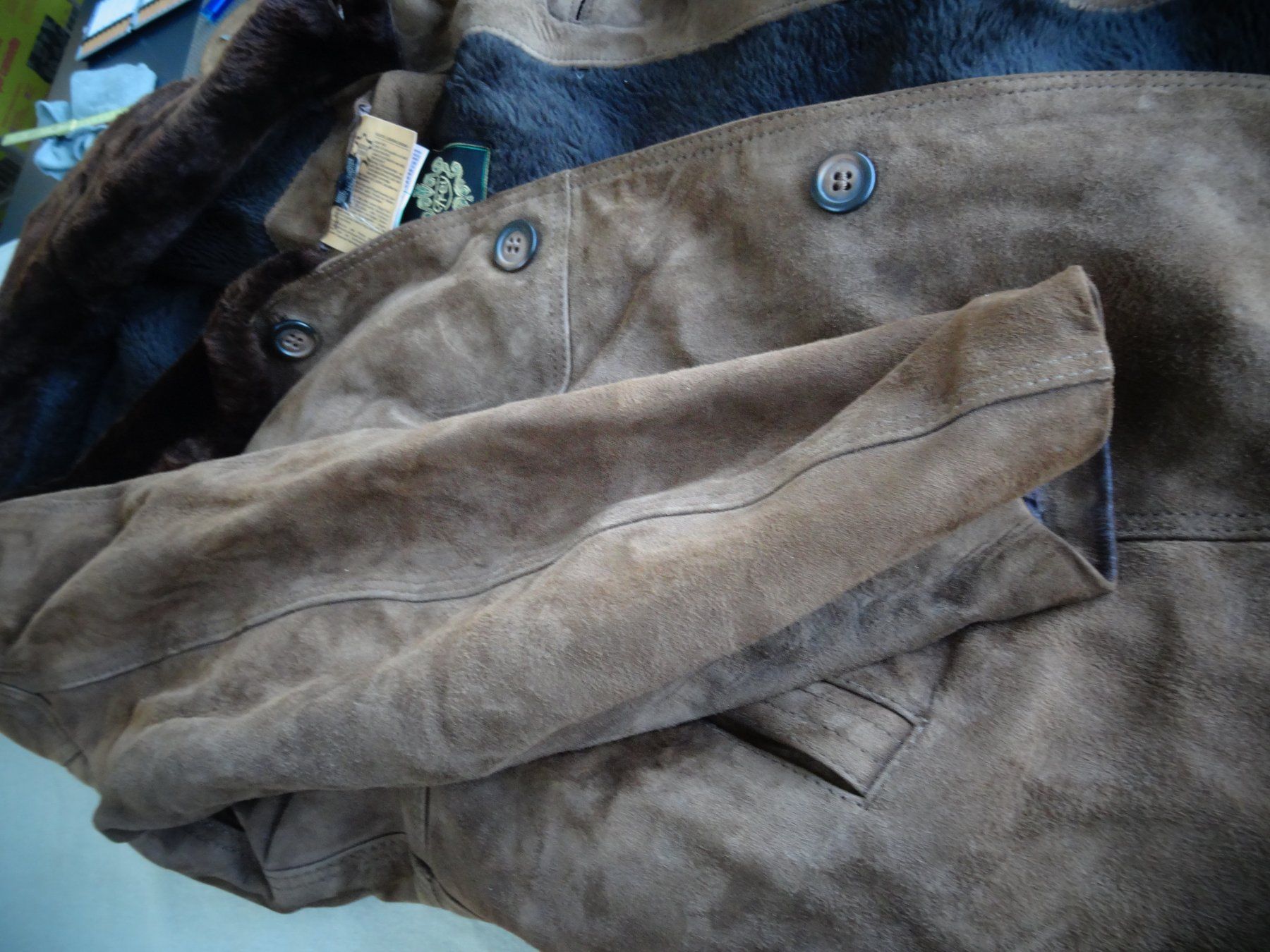 Cappotti: Wildleder Mantel Frey echtes Leder – Usato da Neerach venduto da jenny062 6