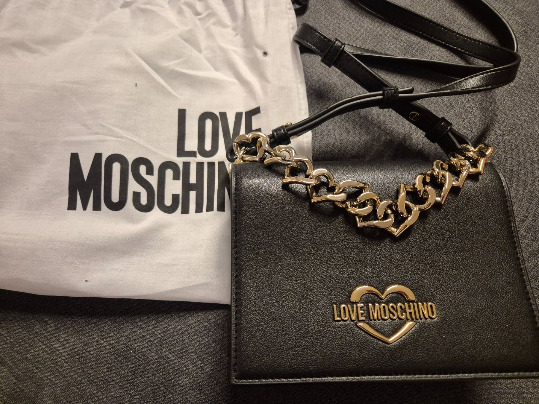 Moschino Borse da donna: moschino tasche – Usato da Glattfelden venduto da Jenoptik