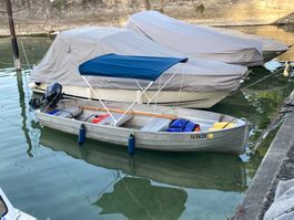 Motorboot mit Trailer, Anstatt 6700.- jetzt 5700.-