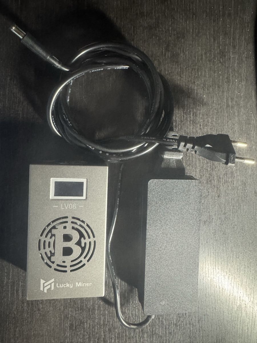 Coin Miner: Lucky Miner LV06 Bitcoin Miner 0.5TH/s – Gebraucht aus Grossaffoltern von Mr._White 1