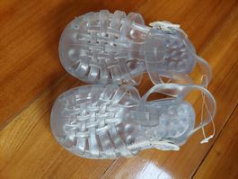 Sandales Meduse, neuves, t. 25