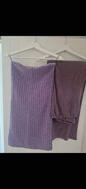 Kleider: Minikleid mit Stoffhosen – Gebraucht aus Liestal von loo_bh95