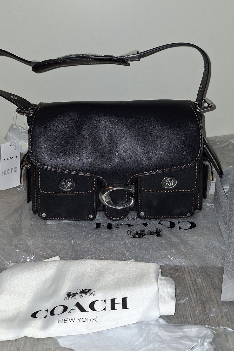 Coach Taschen: Coach Tabby Cargo – Neu und originalverpackt aus Wilen b. Wollerau von kat_35 1