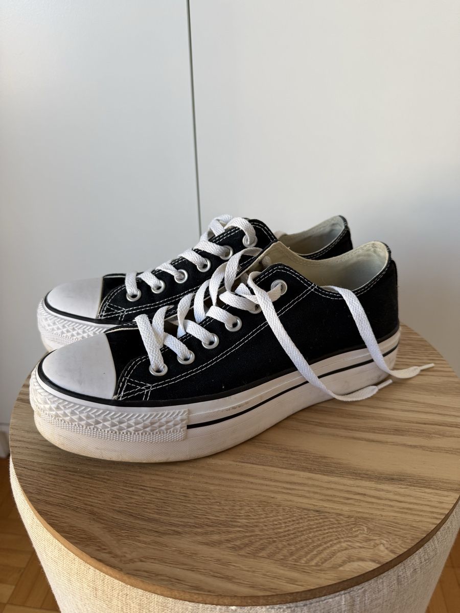 Converse Scarpe da donna: Converse Chuck Taylor All Star platform Sneakers 39 – Usato da Luzern venduto da Aistee 1