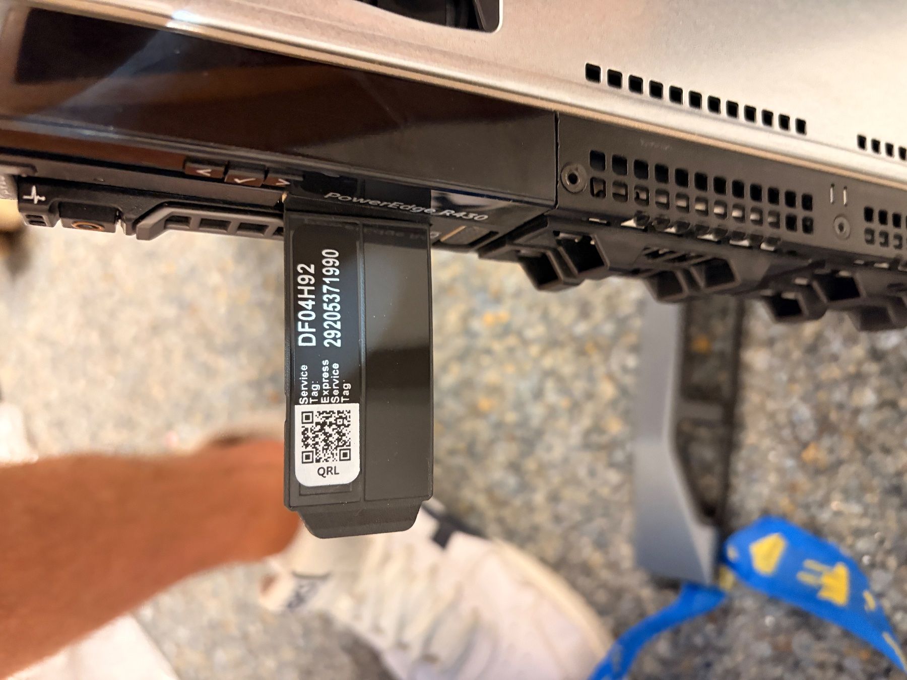 Dell Serveurs: Dell Power Edge R430 Rack Server – D'occasion à Binningen par Doomloop 3