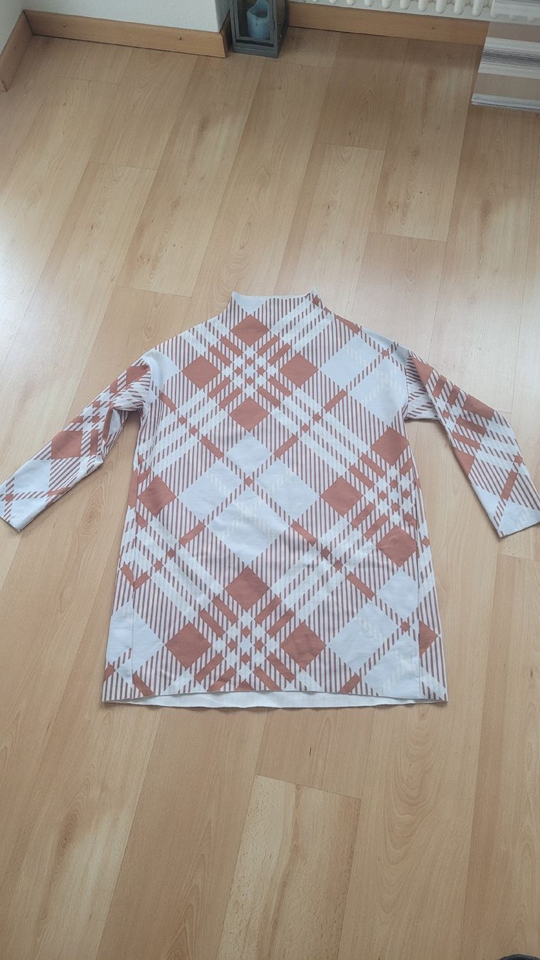 Vestiti: Schönes Winterkleid Gr.L – Nuovo (secondo la descrizione) da Schöfflisdorf venduto da CrRG21