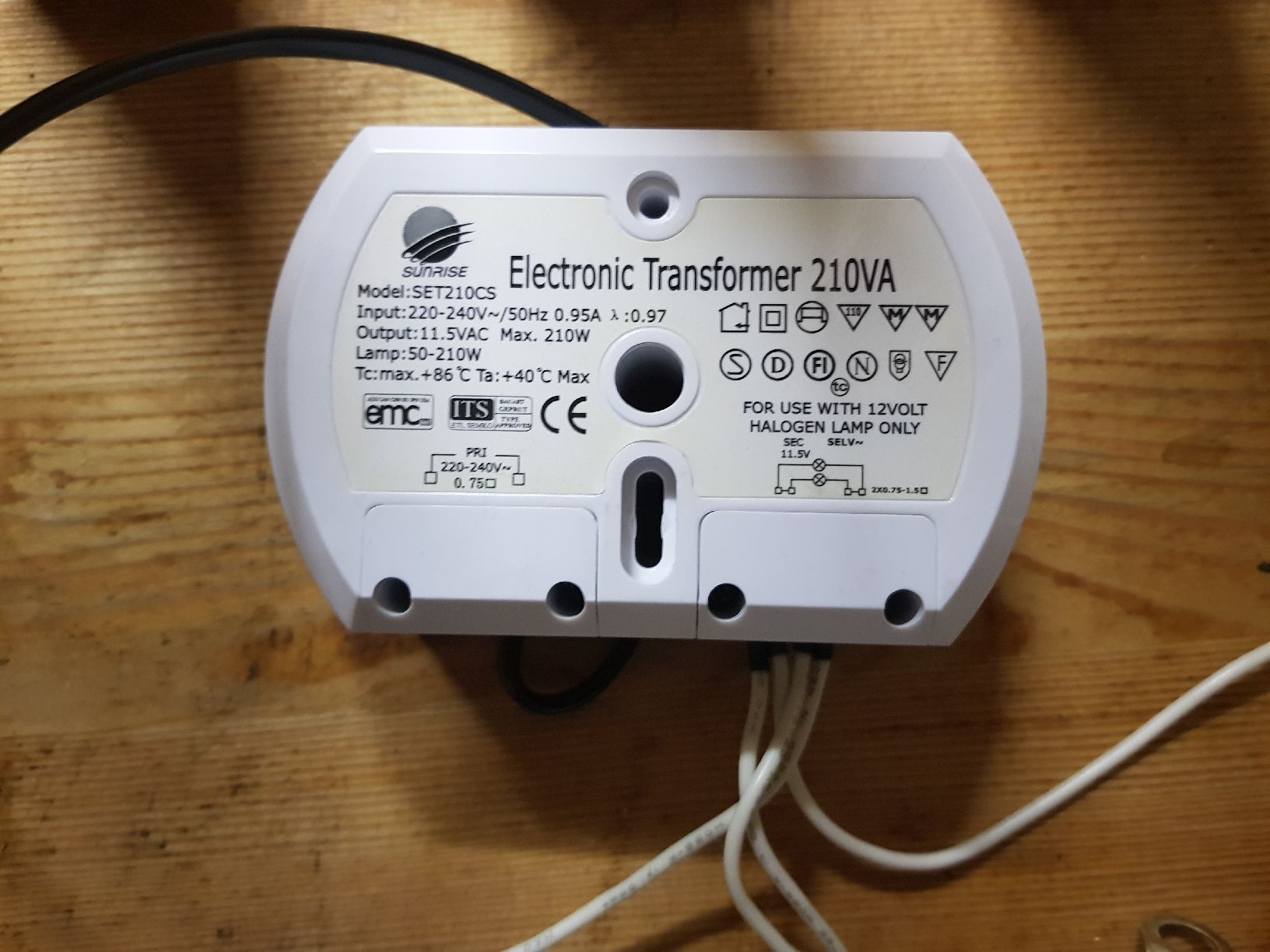 Konverter: Sunrise Electronic Transformer SET210CS 210VA Halogen – Defekt aus Zürich von Baumberger91 1