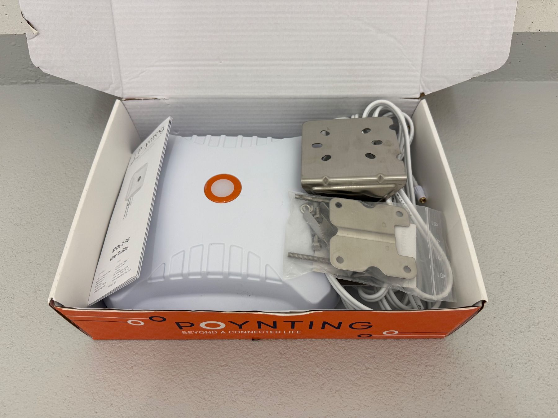 Radiocomunicazione: Poynting XPOL-2-5G Richtantenne – Nuovo (secondo la descrizione) da Sempach venduto da BooBam2 4