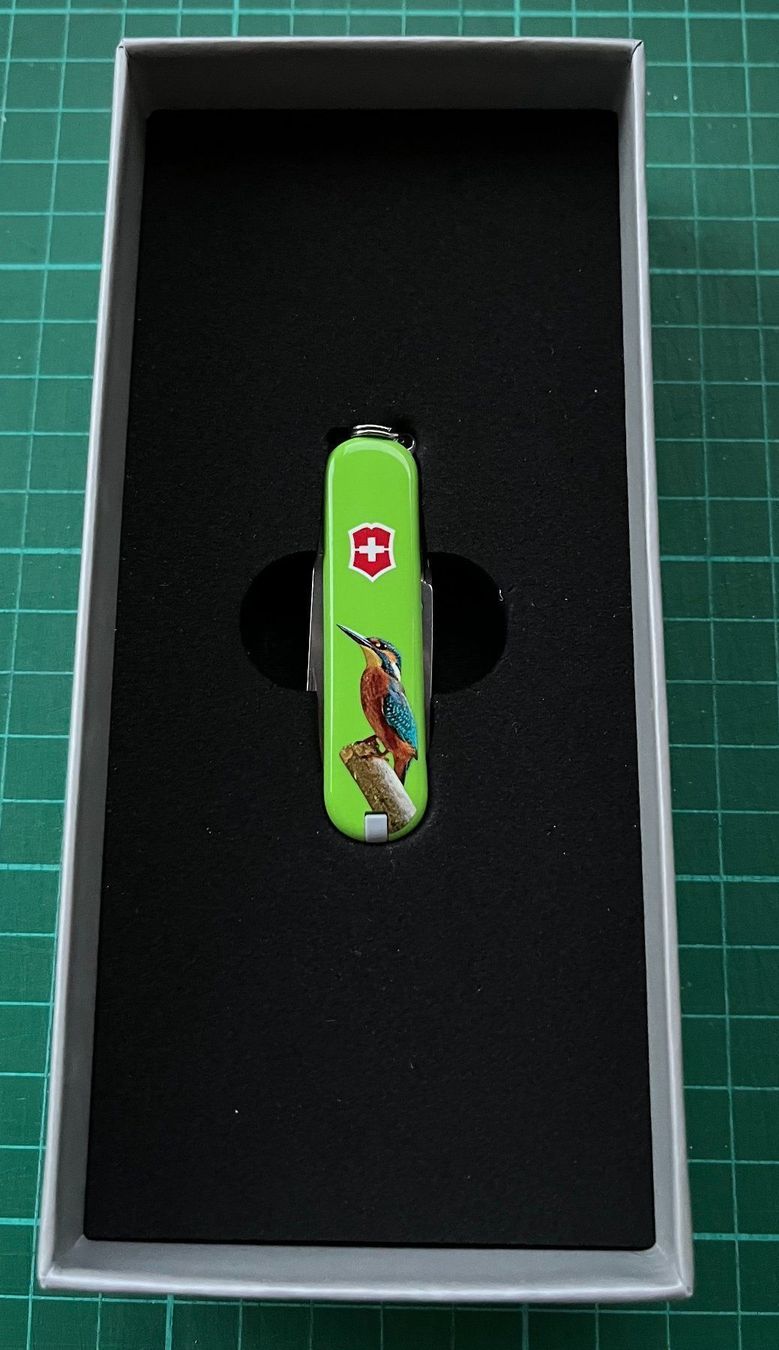 Victorinox Taschenmesser: Classic Kingfisher Eisvogel limited edition, Victorinox – Neu und originalverpackt aus Herisau von Skalay 6