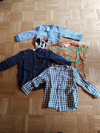 Oberteil/Hemden Kleiderpaket Jungen 80 Disney H&M
