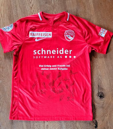 FC Thun T-Shirt Gr. L mit original Unterschriften
