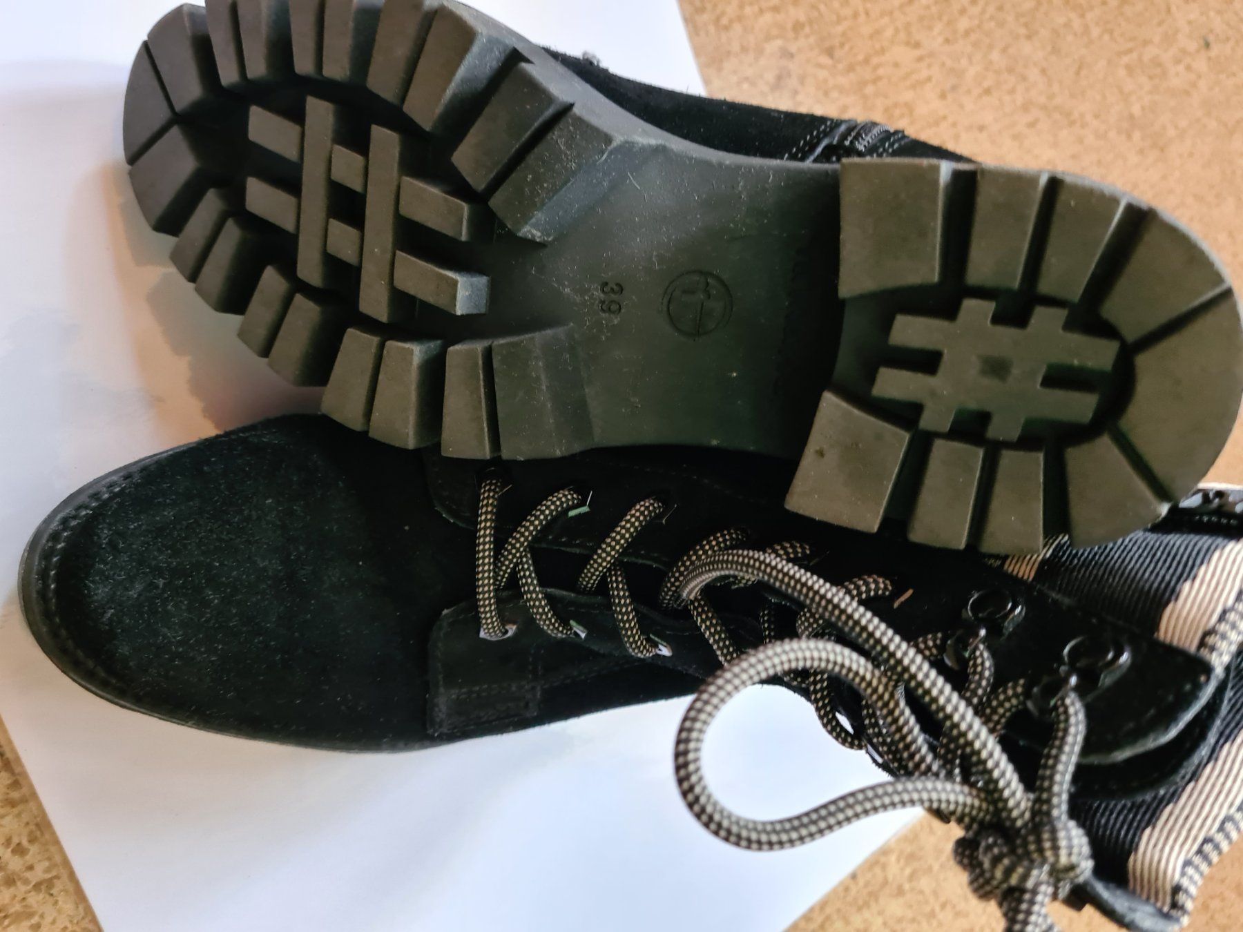 Tamaris Scarpe da donna: Stiefeletten – Usato da Oberiberg venduto da mon_q7c2 1
