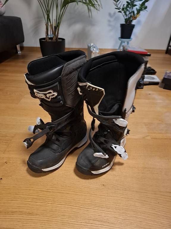 Fox Herrenschuhe: Fox Comp 5 Motorradstiefel, Gr. 38-40 – Gebraucht aus Schliern b. Köniz von sabrina.bel 1
